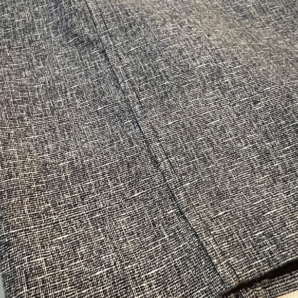 2 for $22 Express Womens Skirt Size 4 Twill Knit Stretch Classic Career Modern - Picture 2 of 8